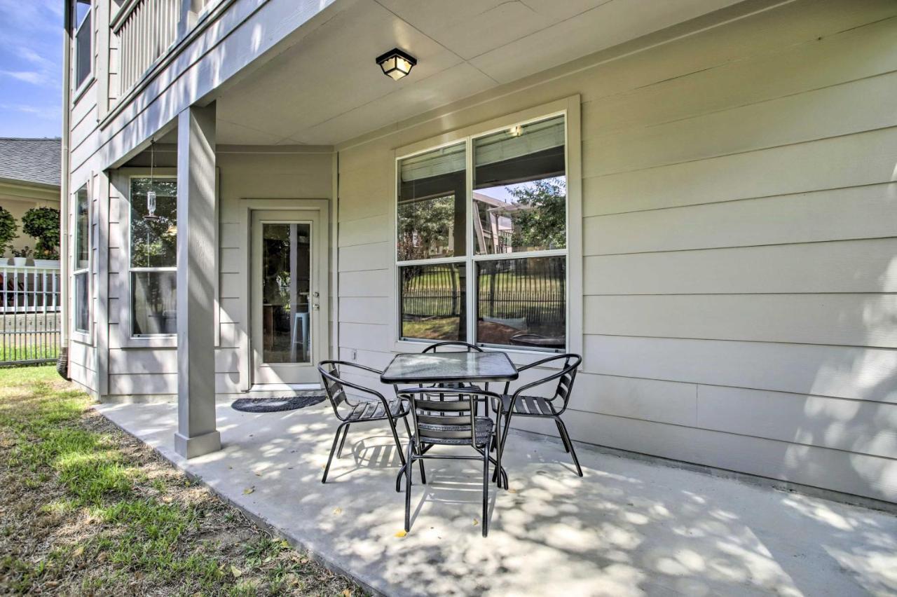 Lovely Montgomery Retreat With Patio And Yard! Εξωτερικό φωτογραφία